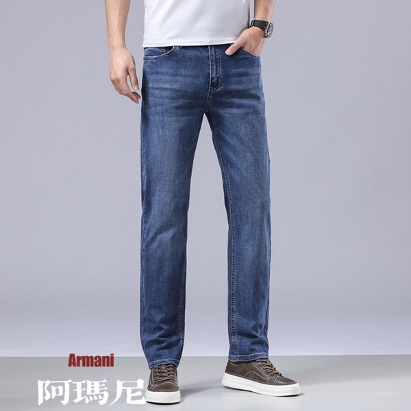 ブランドジーンズ背面デザイン